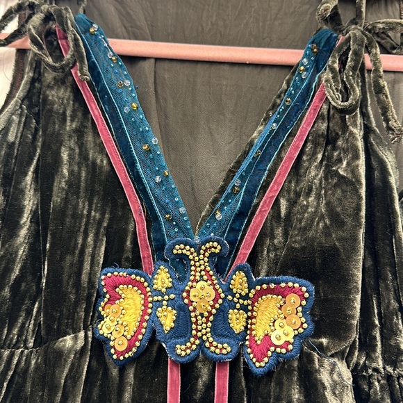 Miss Me boho crushed velvet short sleeve  small top gorgeous - Picture 3 of 6